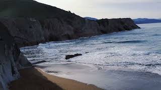 Playa de Itzurun en Zumaia [upl. by Eadith]