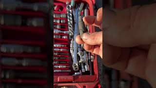 2 Mechanics Solutions 4 Floppy Swivels ujoint universals tools 20t Audi VW turbo lines removal [upl. by Nniw]