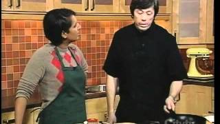 Traditional Chinese Cooking Green Beans With Bean Cheese Fooyi [upl. by Xylina]