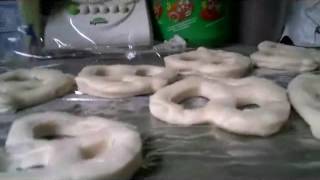 Making Pretzels An Expat Philippines Vintage Top 10 Video Best 2016 [upl. by Cirle]