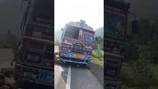 Har koi driver bura nahi hota 😭😱 automobile truckdrivevlogs truckdriver driverslife tr🙂‍↕️🙂‍↕️ [upl. by Amiarom]