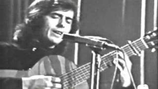 JOAN MANUEL SERRAT  DE PARTO  A SU AIRE RTVE 1974 [upl. by Nwahsauq609]