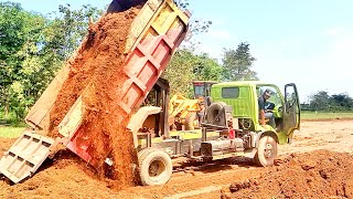 Dump truck jomplangMobil truk HINO DUTRO amp TOYOTA DYNA bongkar muatan tanah timbunan [upl. by Nnylekoorb836]