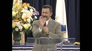 Tomando fuego del altar  Pastor Juan Radhamés Fernández [upl. by Datnow]