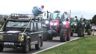 Romsey Young Farmers Christmas Tractor Road Run 2023 And an Unexpected Visit From Farmer Christmas [upl. by Ynnavoj]