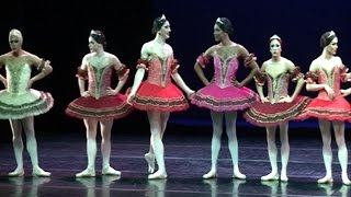 Les Ballet Trockadero en los Teatros del Canal [upl. by Dulcinea]