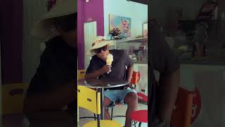 EL Hombre Ciego Comiendo Helado 🍨 humor comedia comedy funny [upl. by Cagle]