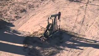 New Mexico quotFracking fluid blows out nearby wellquot 101813 093013 [upl. by Noryk]