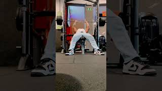 DVP Incliné Barre guidée chest press inclined fitnessmotivation motivation personaltrainer fit [upl. by Kylstra]