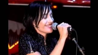 ‪Shakespears Sister  Stay Siobhan Fahey solo acoustic version 2006‬‏ [upl. by Ylatan]