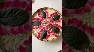 Urli flower arrangement urlidecoration urlidecorationideas urlibowl festivaldecor shortsdiwali [upl. by Ardnassela405]