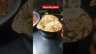 Paratha kaise bnaye paranthe food foodie streetfood indianstreetfood alooparantha paratha [upl. by Raimund]