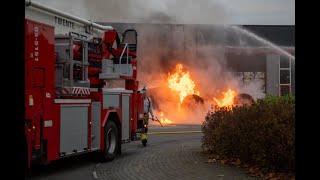 ndustriebrand in Rijssen Brandweer Snel Ter Plaatse [upl. by Enimrac]