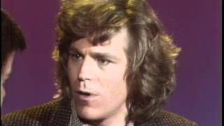 Dick Clark Interviews Jeff Conaway  American Bandstand 1980 [upl. by Ayatal]