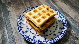 Waffelteig Grundrezept  Rezept und Anleitung  Natürlich Lecker [upl. by Goddard]