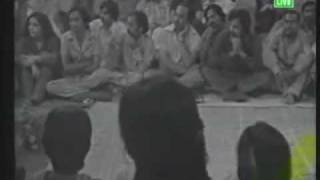 Attaullah Khan old song sari rat runiya mein on PTV [upl. by Dambro327]