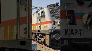 Train 12489 Bikaner Dadar First E Loco WAP 7 37014 Howrah ER [upl. by Gifford]