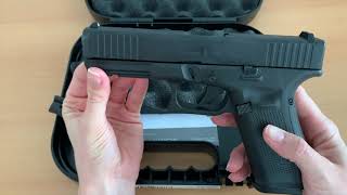 Glock 17 Gen5 Schreckschuss Pistole  9 mm PAK schwarz [upl. by Enialed]