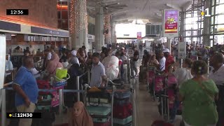 L’aéroport de La Réunion active le dispositif forte affluence dès vendredi [upl. by Truelove128]