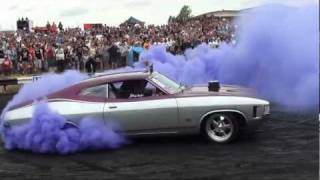 GM671  Summernats Burnout Third Place [upl. by Ahilam]