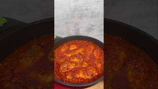 Receta de pollo guisado en salsa de tomate que no puedes perderte [upl. by Nelyag406]