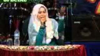 Ceramah Agama Hj Izza Avcarina Menyambut Tahun Baru Islam Bhs Madura 20123gp [upl. by Nnaerb]