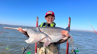 Spoonbill Fishing with Pritchards Guide Service 11132022 [upl. by Eiliah]