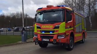 Selten TLF mit Haspeln Feuerwehr Wildeshausen auf Showfahrt [upl. by Ettenowtna852]