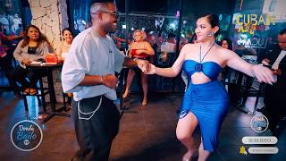 Mexicana impresiona a Cubano Bailando Salsa  Adonis Santiago y Grace  Cuban Fever 2024 [upl. by Nnyleahs]