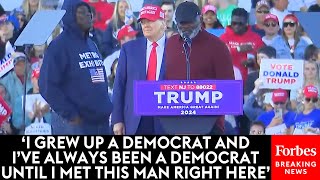 SURPRISE MOMENT NFL Greats Lawrence Taylor amp Ottis Anderson Join Trump Onstage At New Jersey Rally [upl. by Nidnarb]