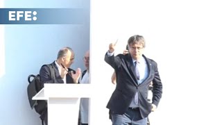 Puigdemont logra irrumpir en su acto de bienvenida junto al Parlament sin aún ser detenido [upl. by Radu]