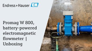 Promag W 800 batterypowered electromagnetic flowmeter  Unboxing [upl. by Edgar]