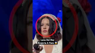 Lana Del Rey Hace Brujeria A Fans En Mexico… [upl. by Oicangi]