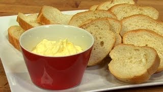 Aioli knoflookmayonaise maken  recept [upl. by Wenn]