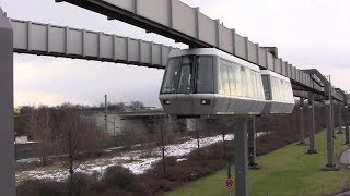 In 6 Minuten vom Flughafen Düsseldorf zum Flughafenbahnhof [upl. by Wilscam743]