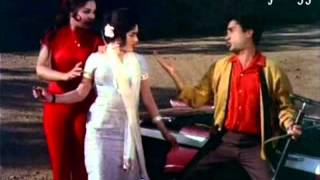 Pyar Kiye Jaa Gore Haathon Par Na Zulm Karo Bollywood Superhit Song [upl. by Atul]