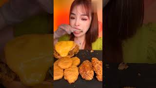 Testy chicken fry and Bargar eating 🍗🍔 food shortsvideo ytshorts chickenfry shorts chicken [upl. by Jaddo791]