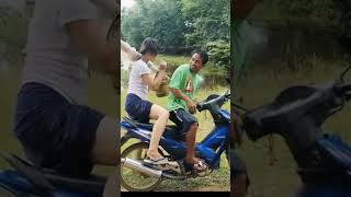 Chúc các bạn xem video vui vẻ funny shortvideo xuhuong [upl. by Anilehcim]