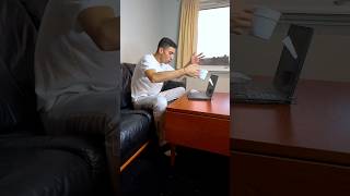 Как спасти MacBook после пролитого горячего чая 💻☕️ MacBook ГорячийЧай [upl. by Suoinuj668]