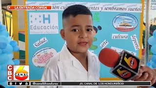 Niño de 9 años interpreta Himno al General Francisco Morazán [upl. by Kcirdes]