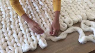 DIY Tutoriel tricoter une couverture XXL avec les mains en laine merinos ComfyWool [upl. by Malha]