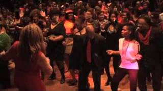 Purple Charlotte Steppers Wobble with Club Tempo [upl. by Anigal774]