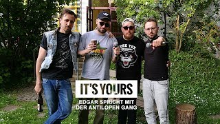 Interview  Edgar spricht mit der Antilopen Gang Autotune Alf Humor und Curse [upl. by Yleen]