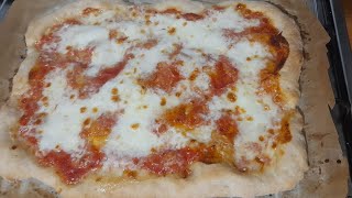 Pizza al forno con bordi senza glutine come in pizzeria [upl. by Brebner]