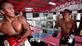 Buakaw Banchamek and Saenchai sparring at YOKKAO Training Center Bangkok MuayThai [upl. by Malissia188]