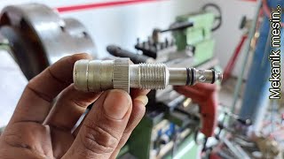 Basic techniques for operating a lathe for beginners  Knurling for making water nozzle [upl. by Gualtiero]