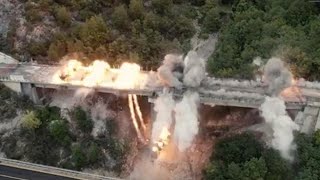 L’Aquila la demolizione controllata del Viadotto Cerqueta sulla A24 [upl. by Dona]