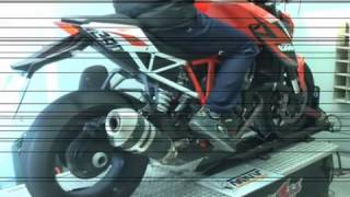 KTM 1290 SUPERDUKE 2014  STOCK VS SUONO [upl. by Oniluap]