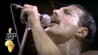 Queen  We Are The Champions Live Aid 1985 [upl. by Adamsen966]