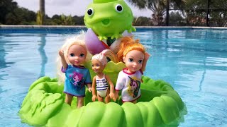 New friend  Elsa amp Anna  water slide  pool  swim  Barbie  splash  sand play [upl. by Alaaj]